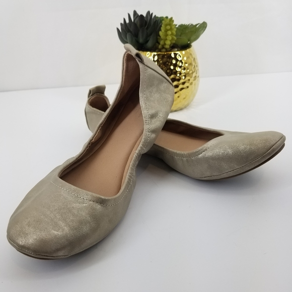 Universal Thread Shoes - UNIVERSAL THREAD Gold Ballet Flats